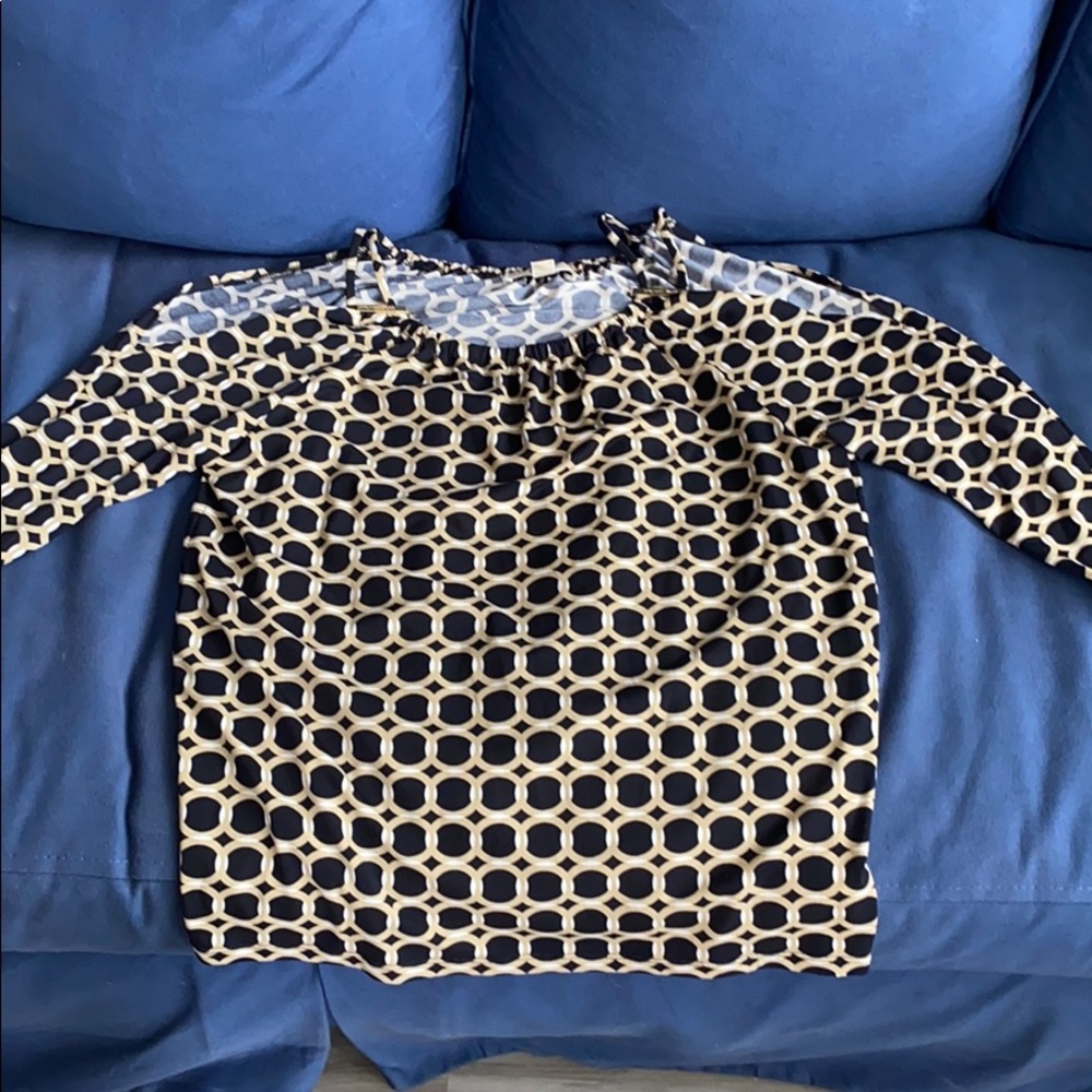 Patterned, cold shoulder blouse